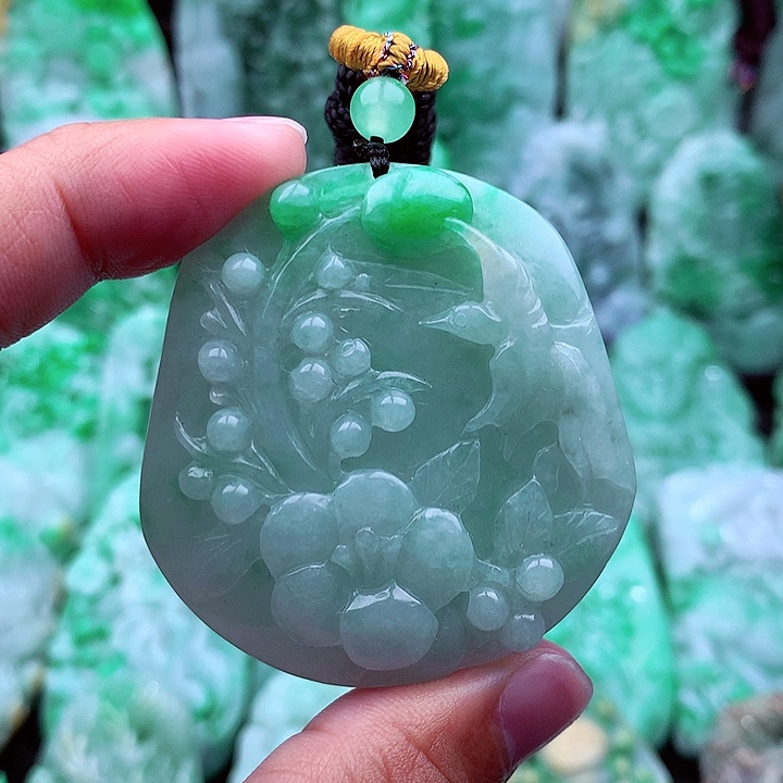 翡翠吊坠(不含链)未镶嵌