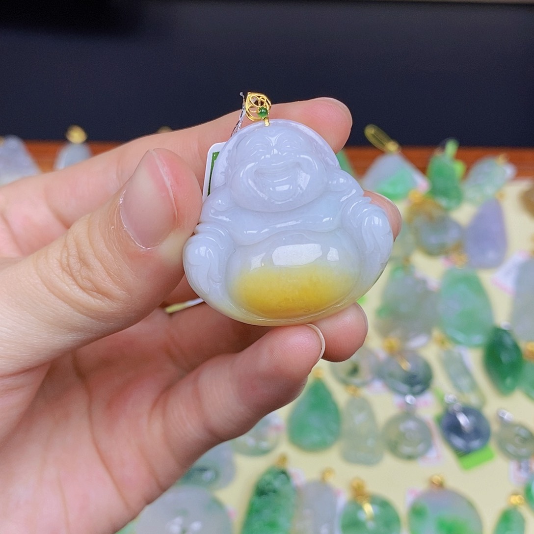 翡翠颈饰18K金镶嵌翡翠