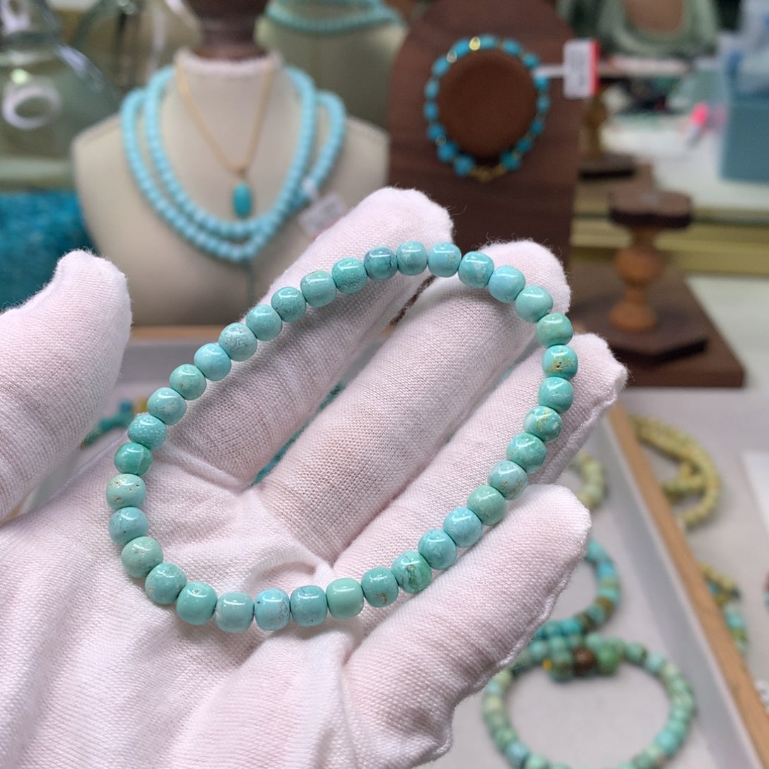 绿松石配饰未镶嵌