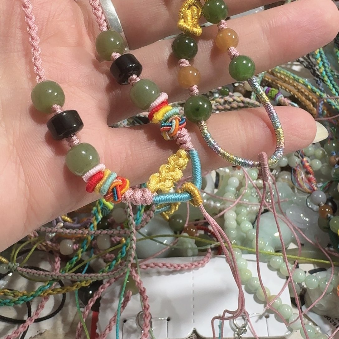 娟***风翡翠未镶嵌颈饰绳子