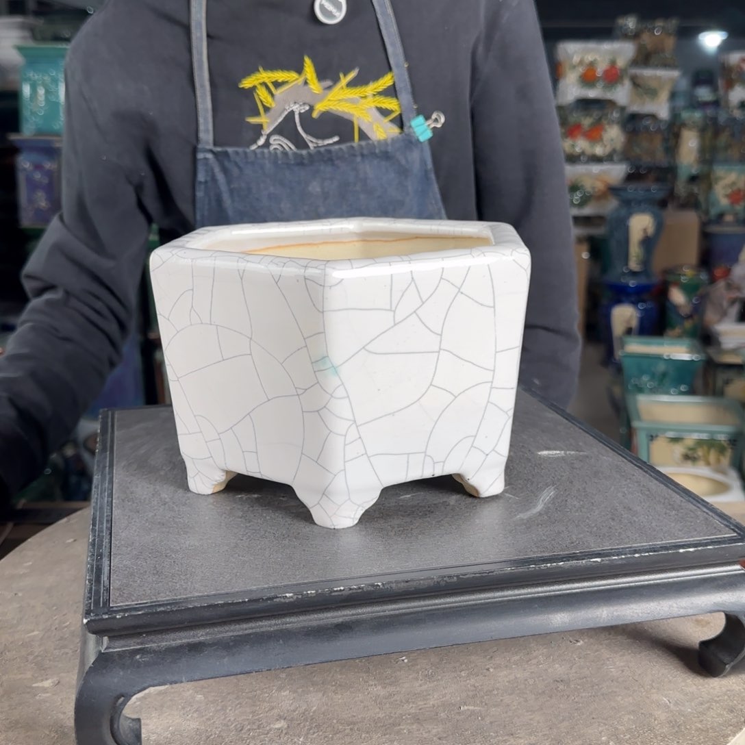 一风堂石湾花盆。