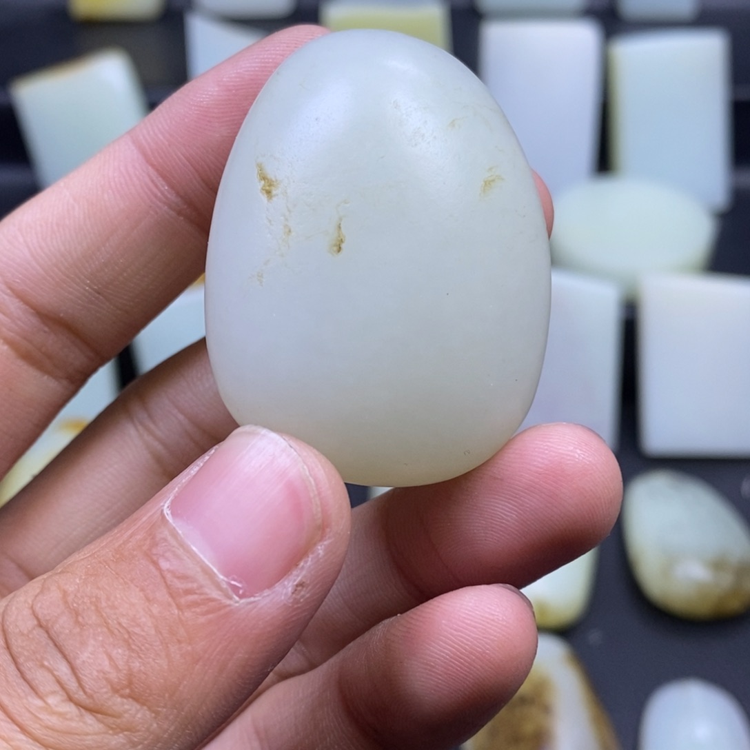 未镶嵌吊坠定制和田玉一**兄