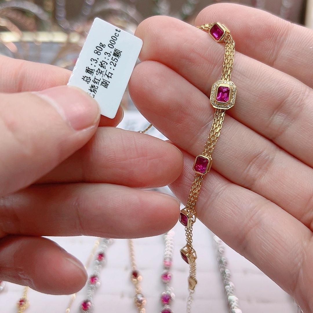 红宝石手链18K金镶嵌