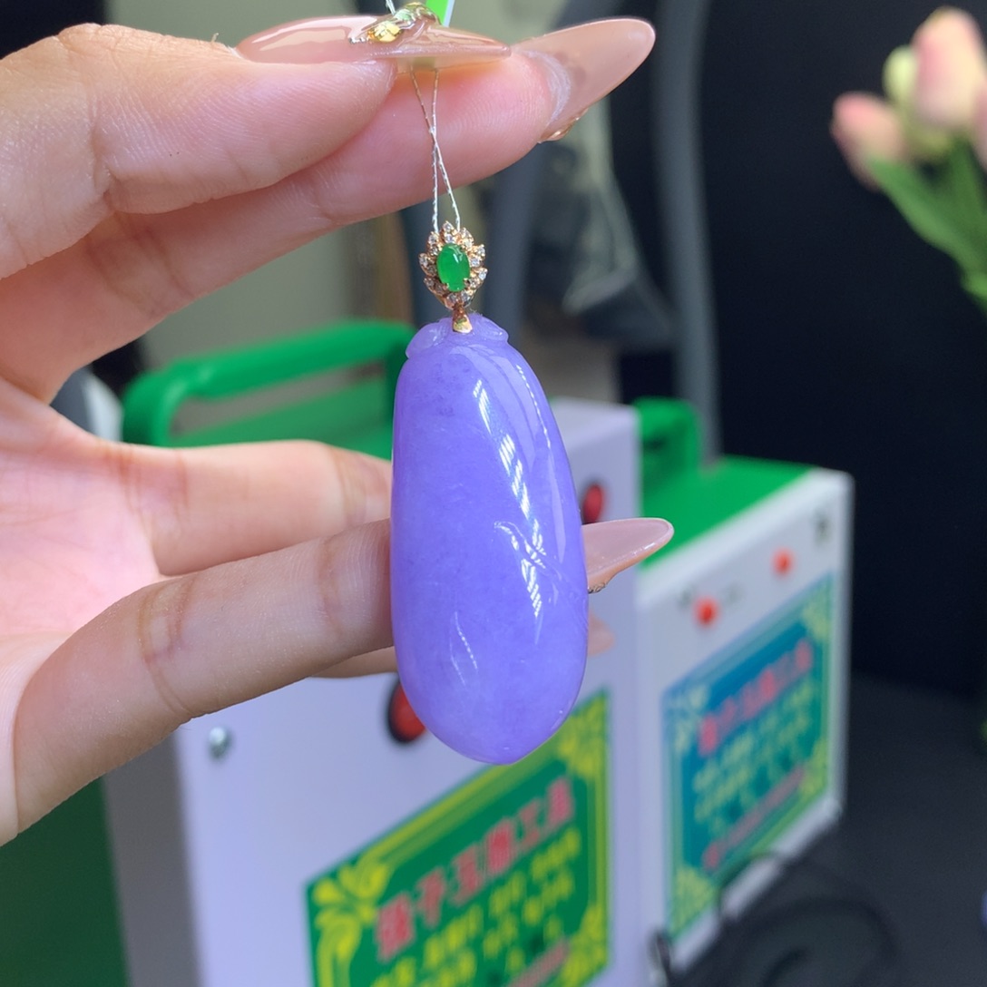 翡翠颈饰18K金镶嵌天然