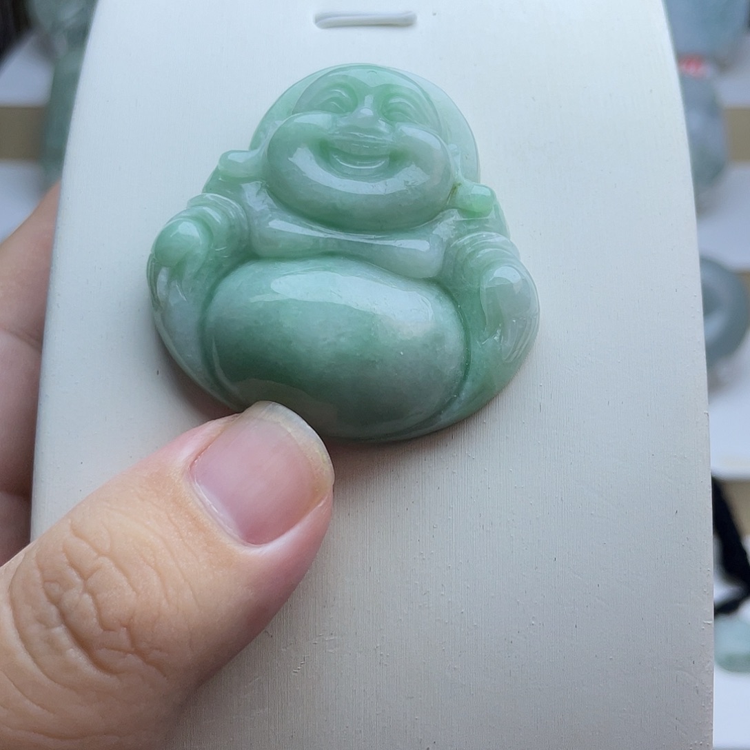 翡翠未镶嵌颈饰微瑕佛公