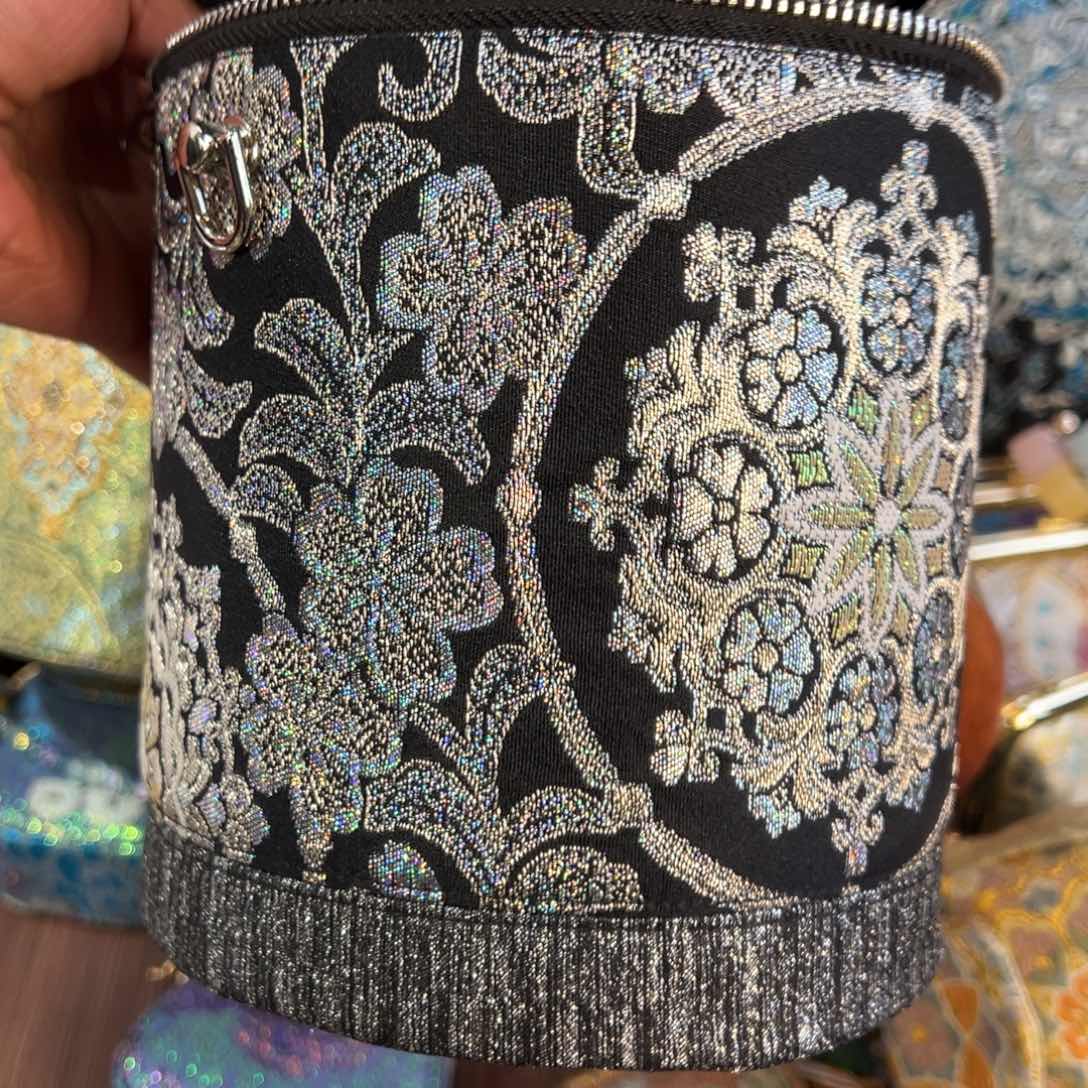 惠***慧蚕丝福利藤本发财桶