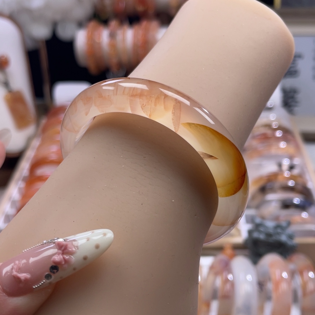 玛瑙/玉髓未镶嵌手镯51.6mm