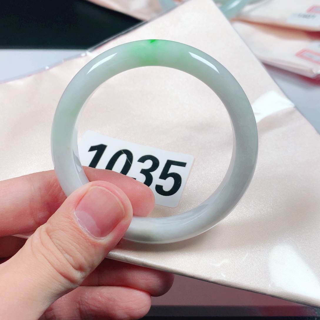 翡翠手镯未镶嵌翡翠手镯1035