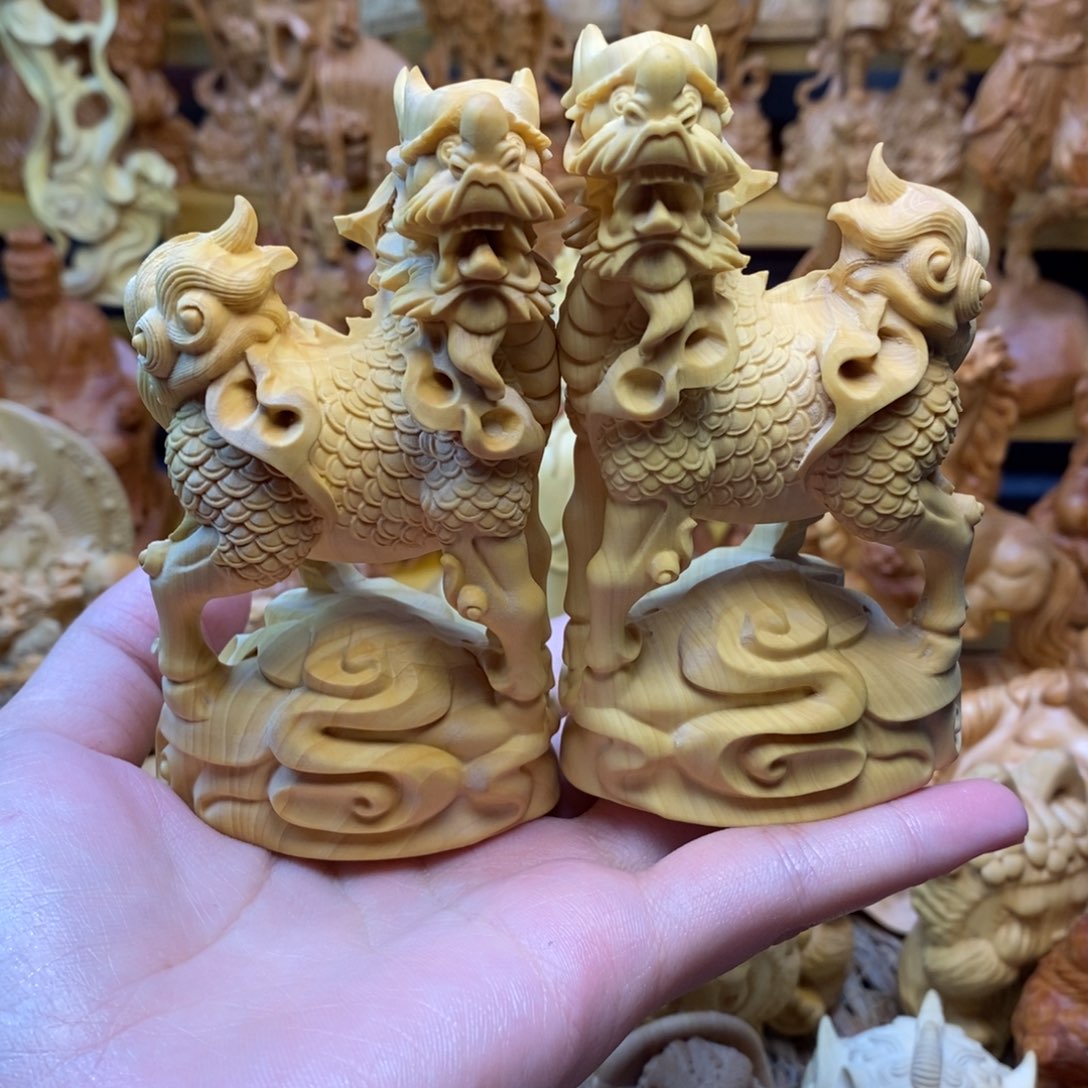 花***沟黄杨木木雕麒麟雕刻