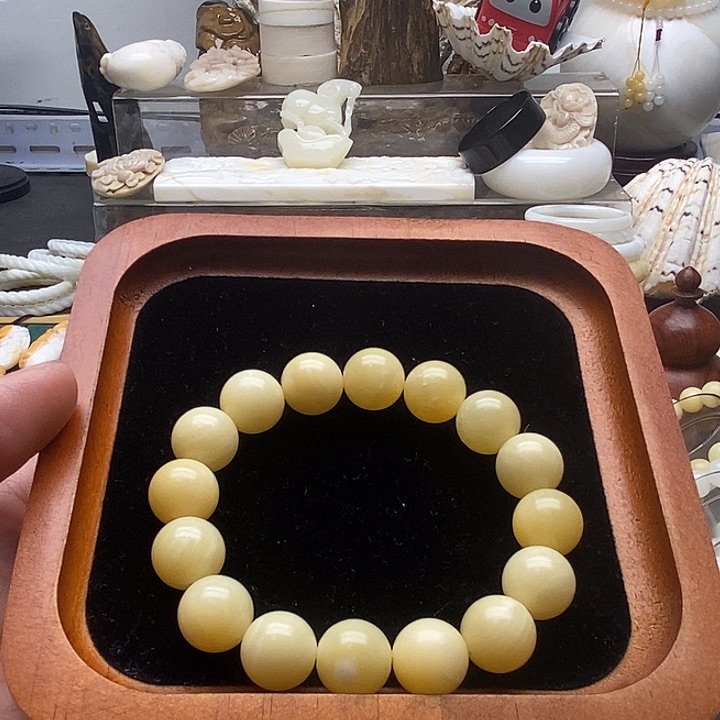 非金属贝壳全黄微瑕1.2单圈