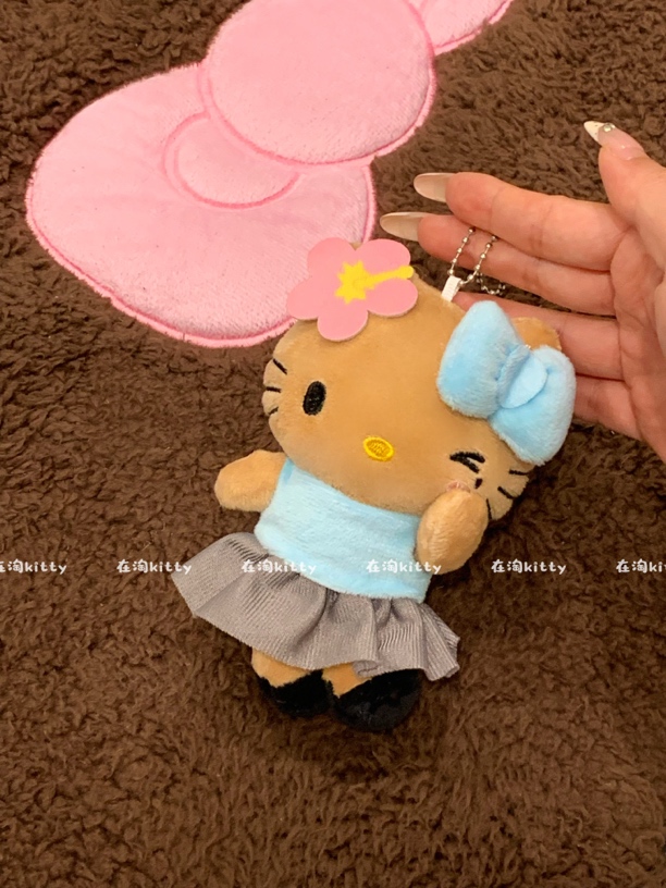 可爱黑皮wink眨眼hellokitty包包挂件挂饰毛绒书包挂件