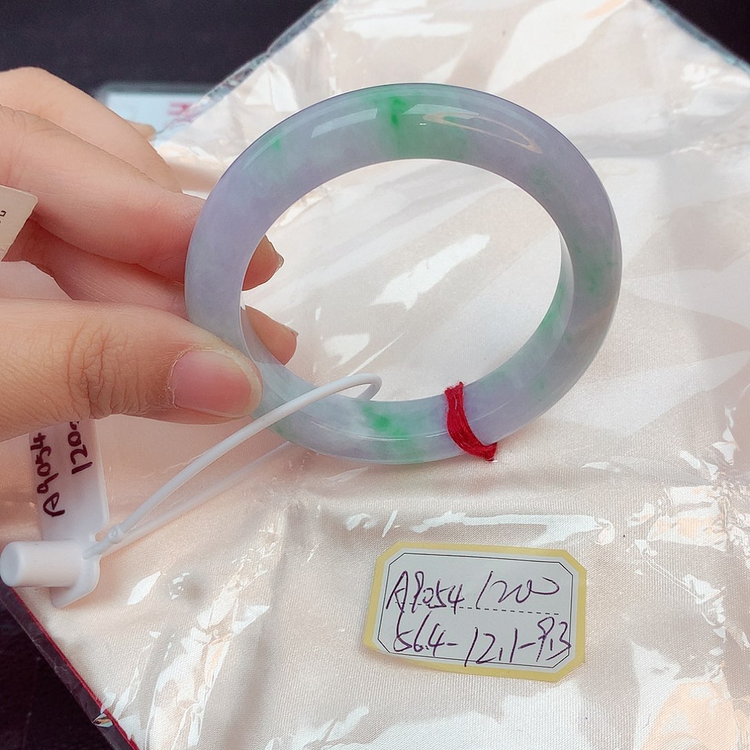 翡翠未镶嵌手镯缅甸翡翠