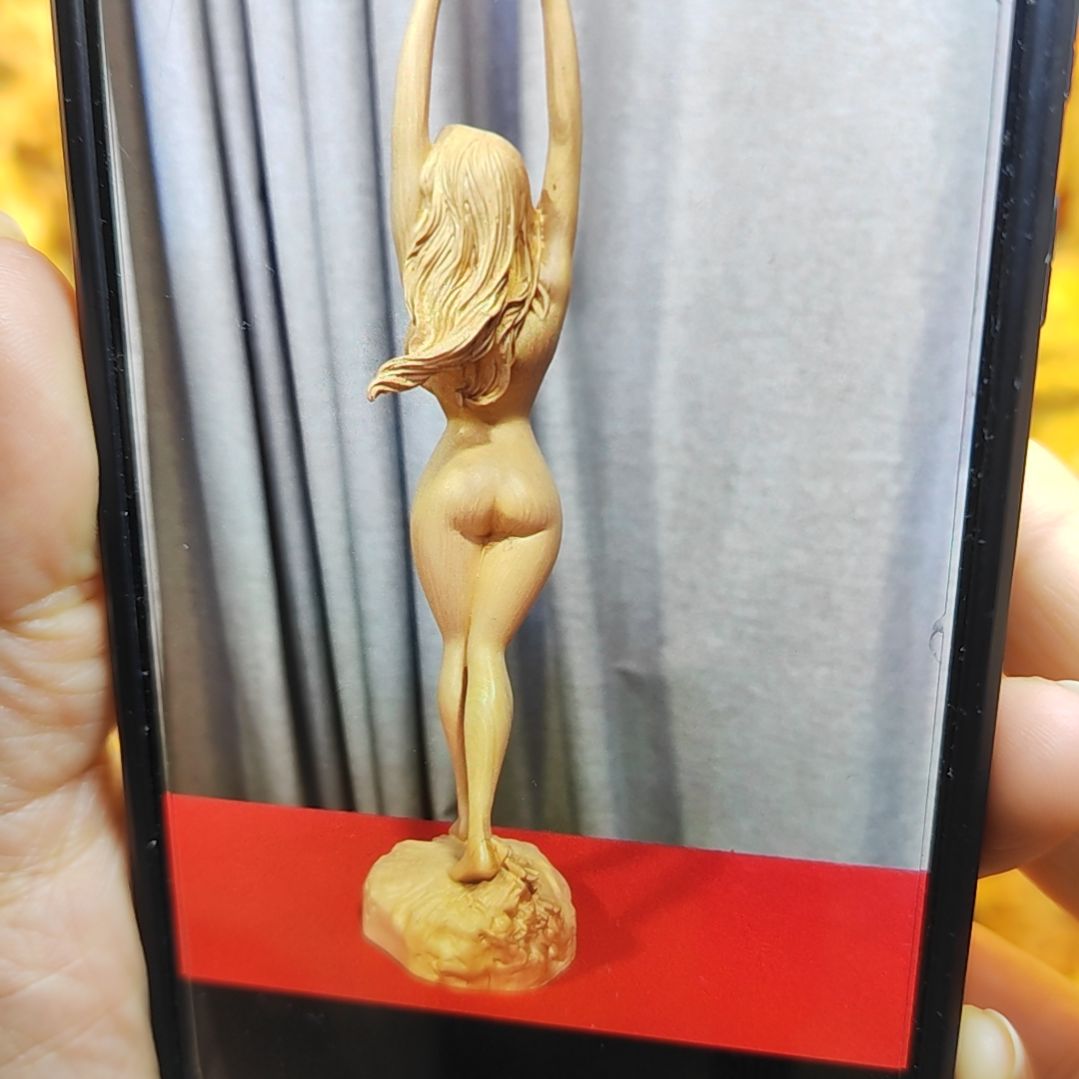 李****香榧木黄杨木出春少女摆件