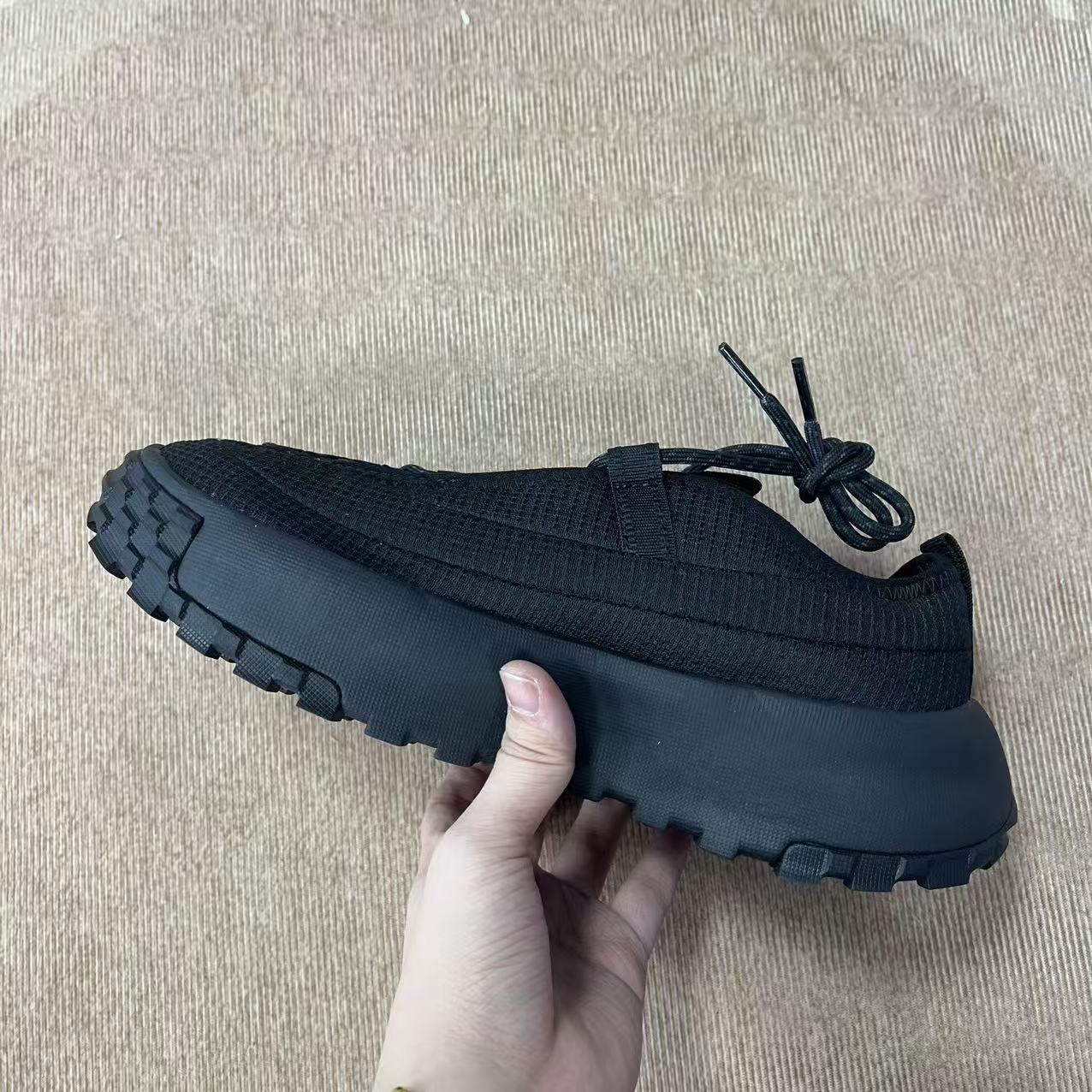 3-新款户外运动百搭休闲鞋 S946