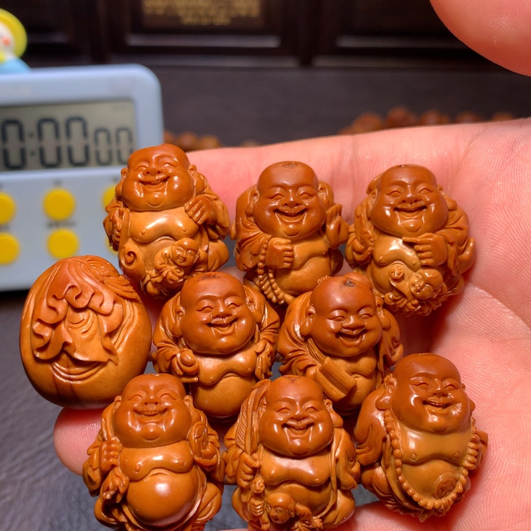 【闪购商品】橄榄核手串/手链奔**人云龙核雕