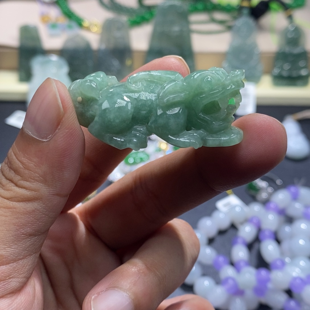 吊坠(不含链)未镶嵌翡翠貔貅