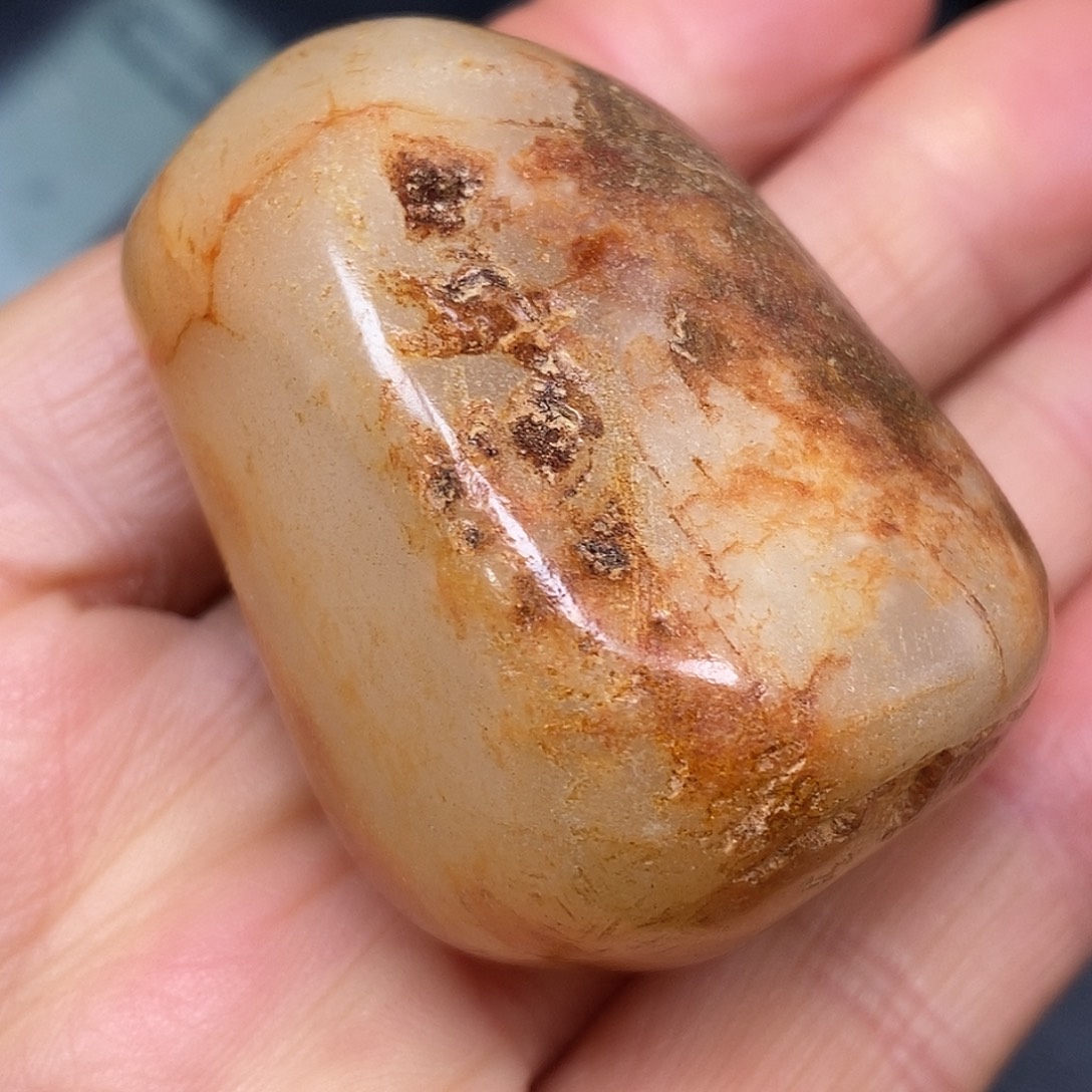 和田玉未镶嵌珠宝奇石