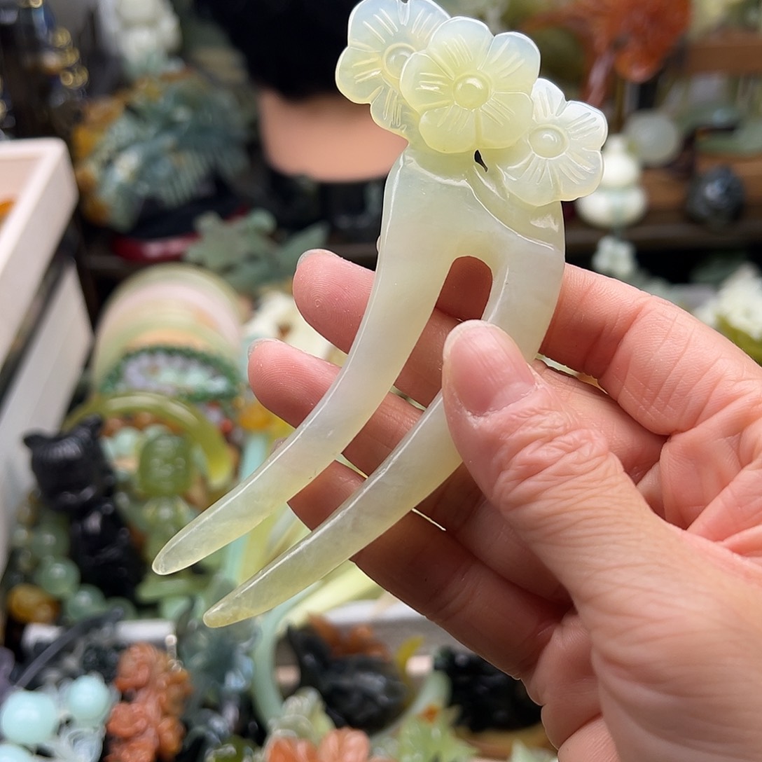 蛇纹石玉发簪未镶嵌