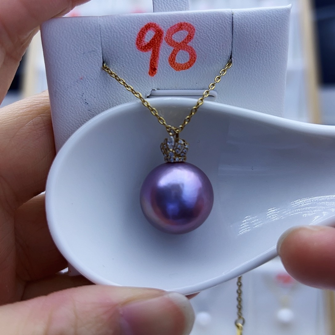 淡水珍珠颈饰18K金镶嵌