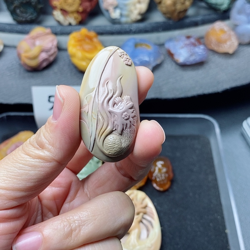 【闪购商品】定制石英质玉吊坠未镶嵌