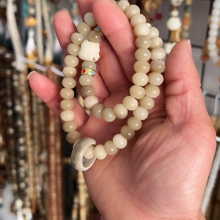 吊坠白玉菩提7×90