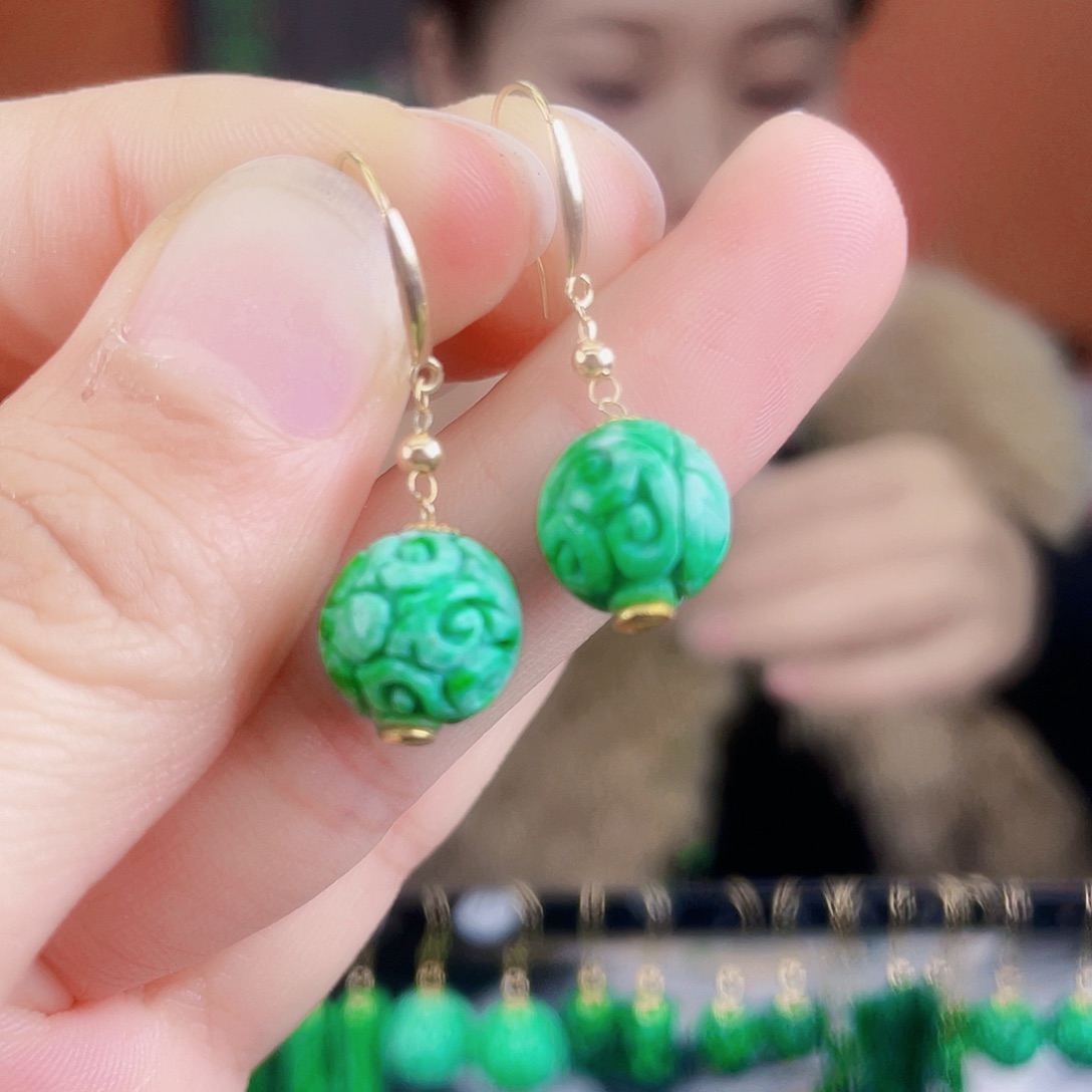 翡翠18K金镶嵌耳饰
