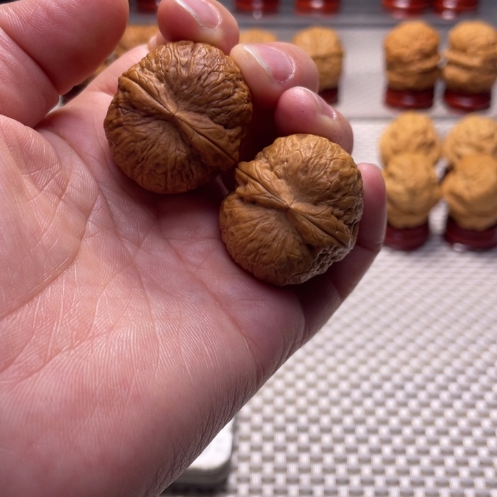 文玩核桃把件10粗筋钢蛋