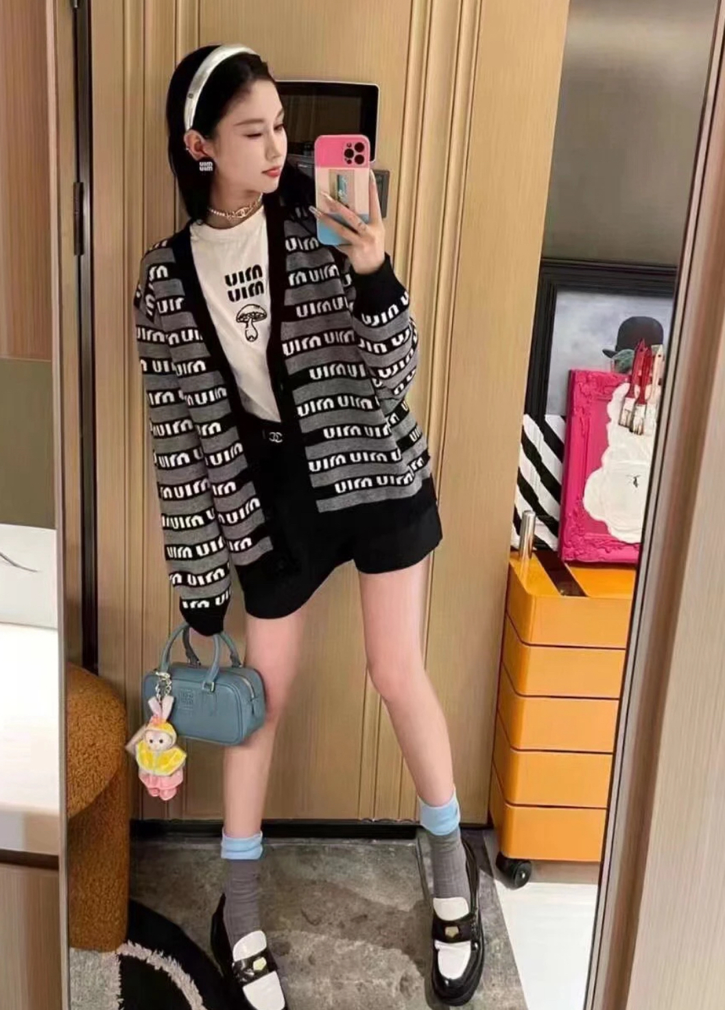 95新 MIU MIU/缪缪  cc881 绵羊毛 弹幕logo针织开衫 38码