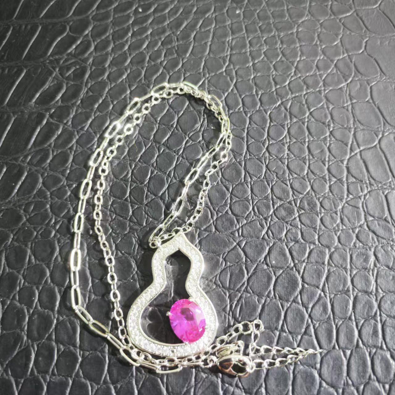 W-913精美时尚吊坠多样性发一件