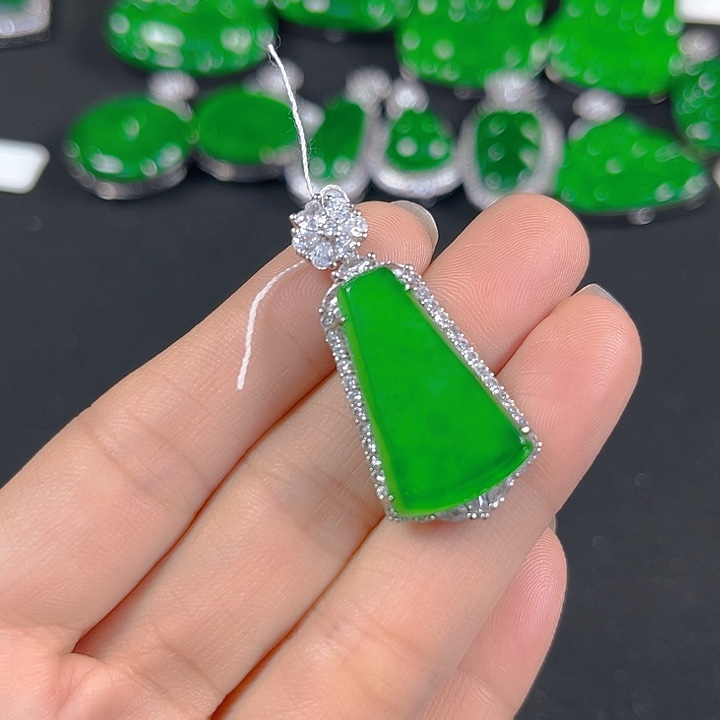翡翠银S925镶嵌吊坠(不含链)