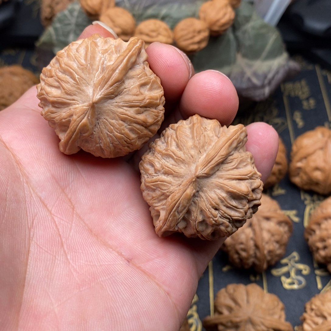 吊坠桃核耿**河石门元宝