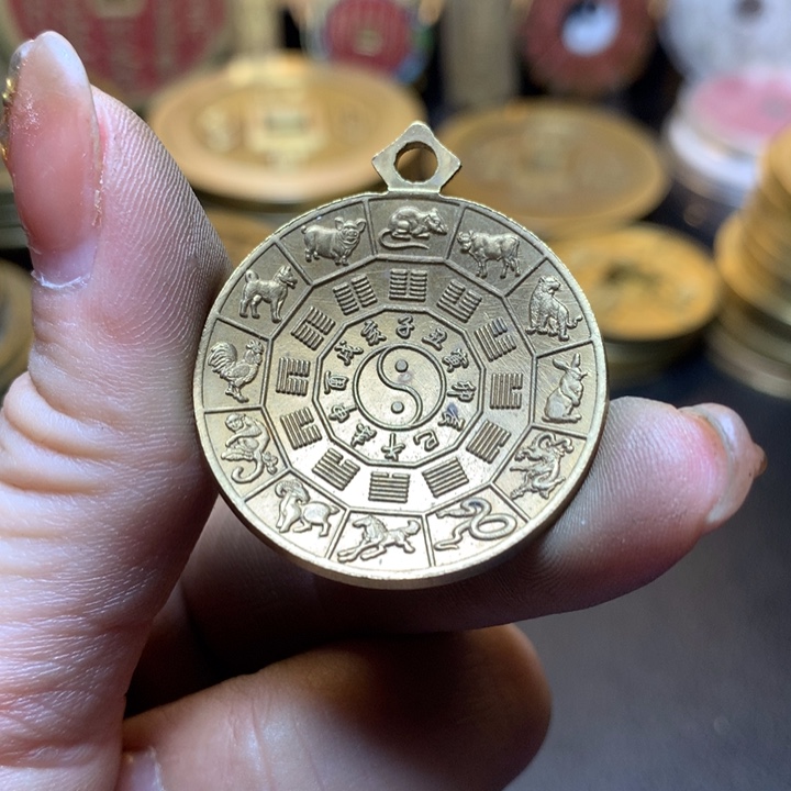 铜现代工艺品花钱106