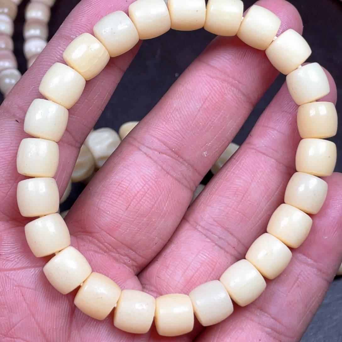 驼骨手串/手链编号115卡0.8