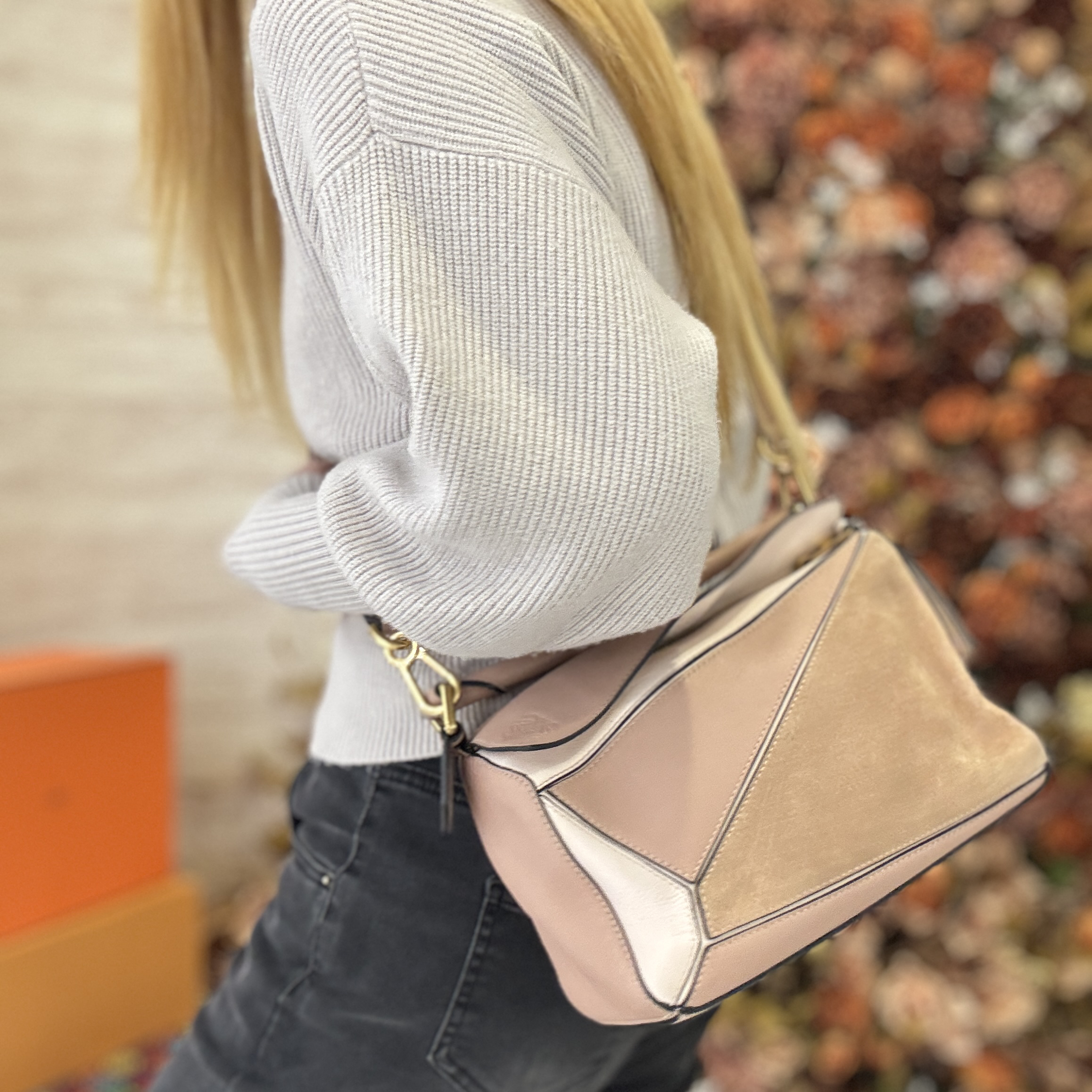 95新 LOEWE/罗意威 【冰】麂皮小号puzzle斜挎包