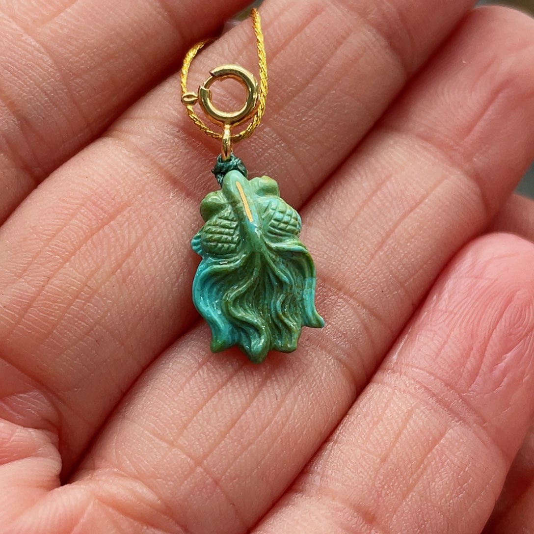 绿松石颈饰未镶嵌