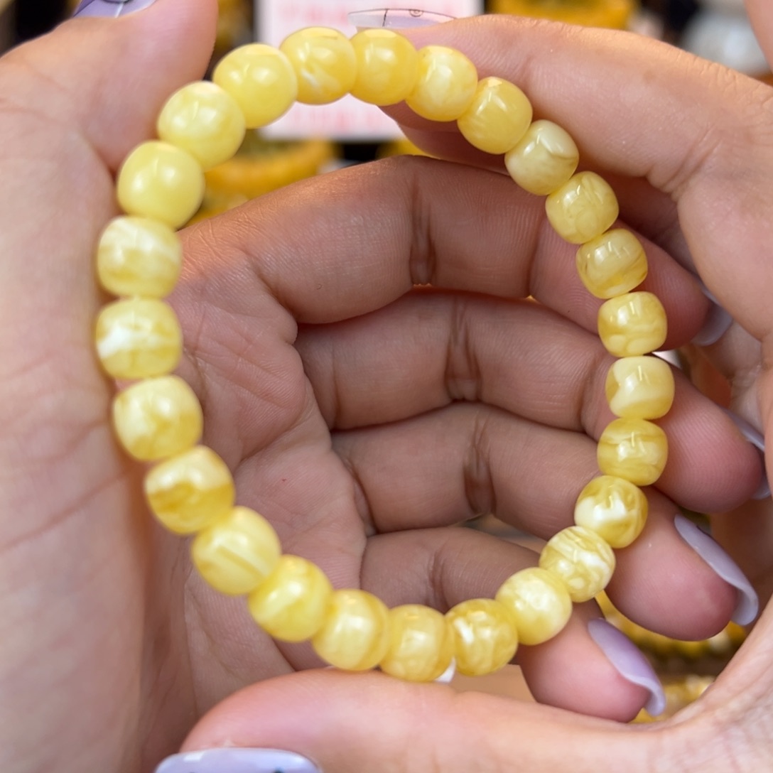 琥珀裸石未镶嵌Nggvbbnnnmmm