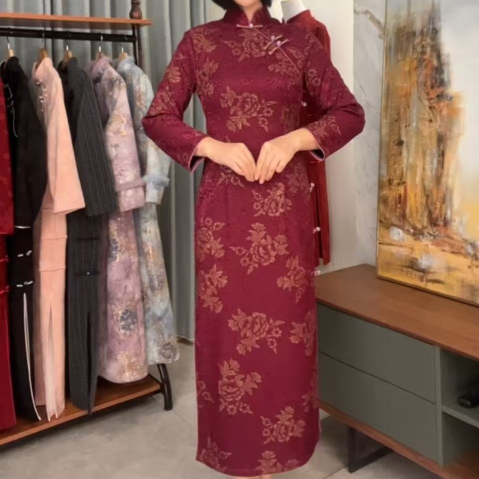 《一品夫人》加绒保暖手工侧八扣精致旗袍