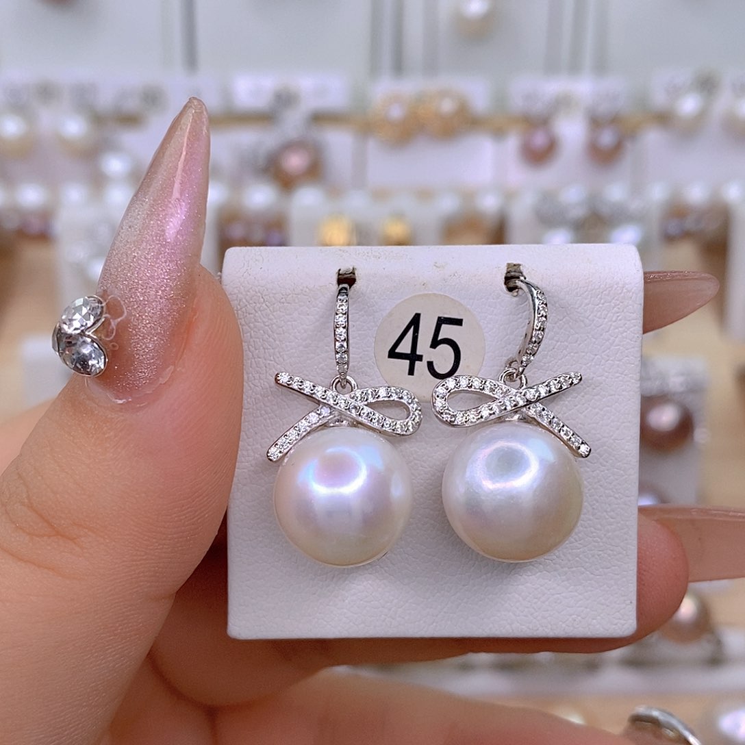 淡水珍珠银S925镶嵌颈饰