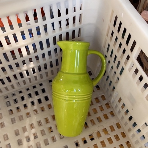 微瑕，不能明火，高22厘米摆件绿