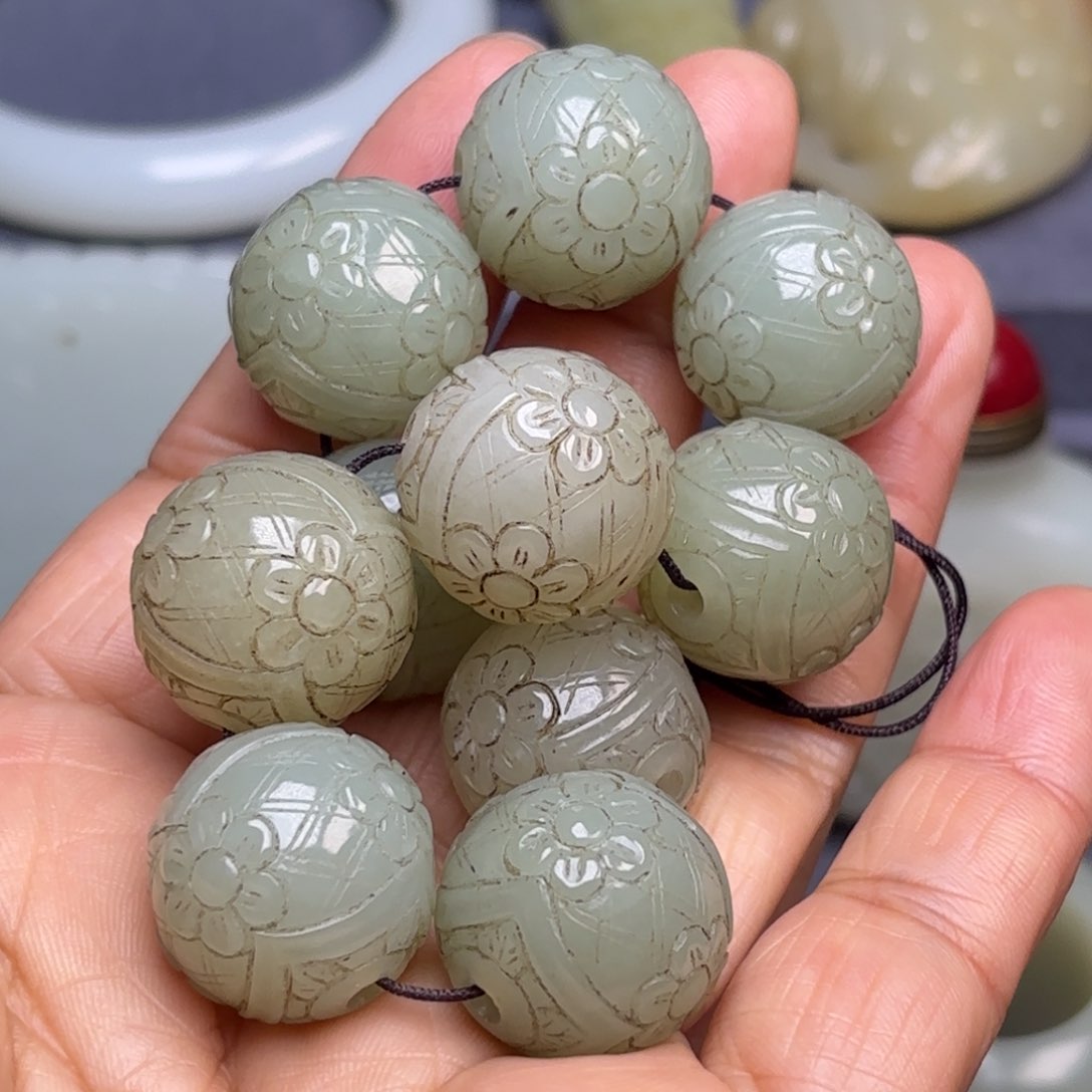 和田玉（糖玉）挂件未镶嵌