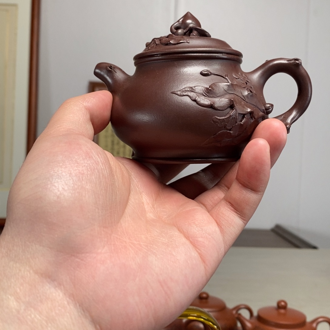 紫砂茶壶原矿泥料传统工艺制作