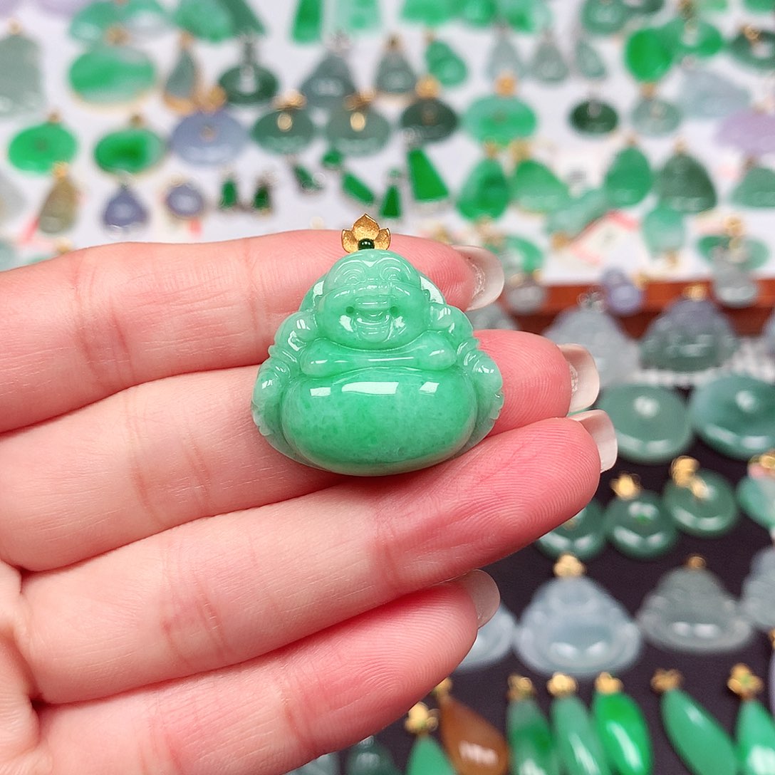 翡翠颈饰18K金镶嵌天然翡翠A货