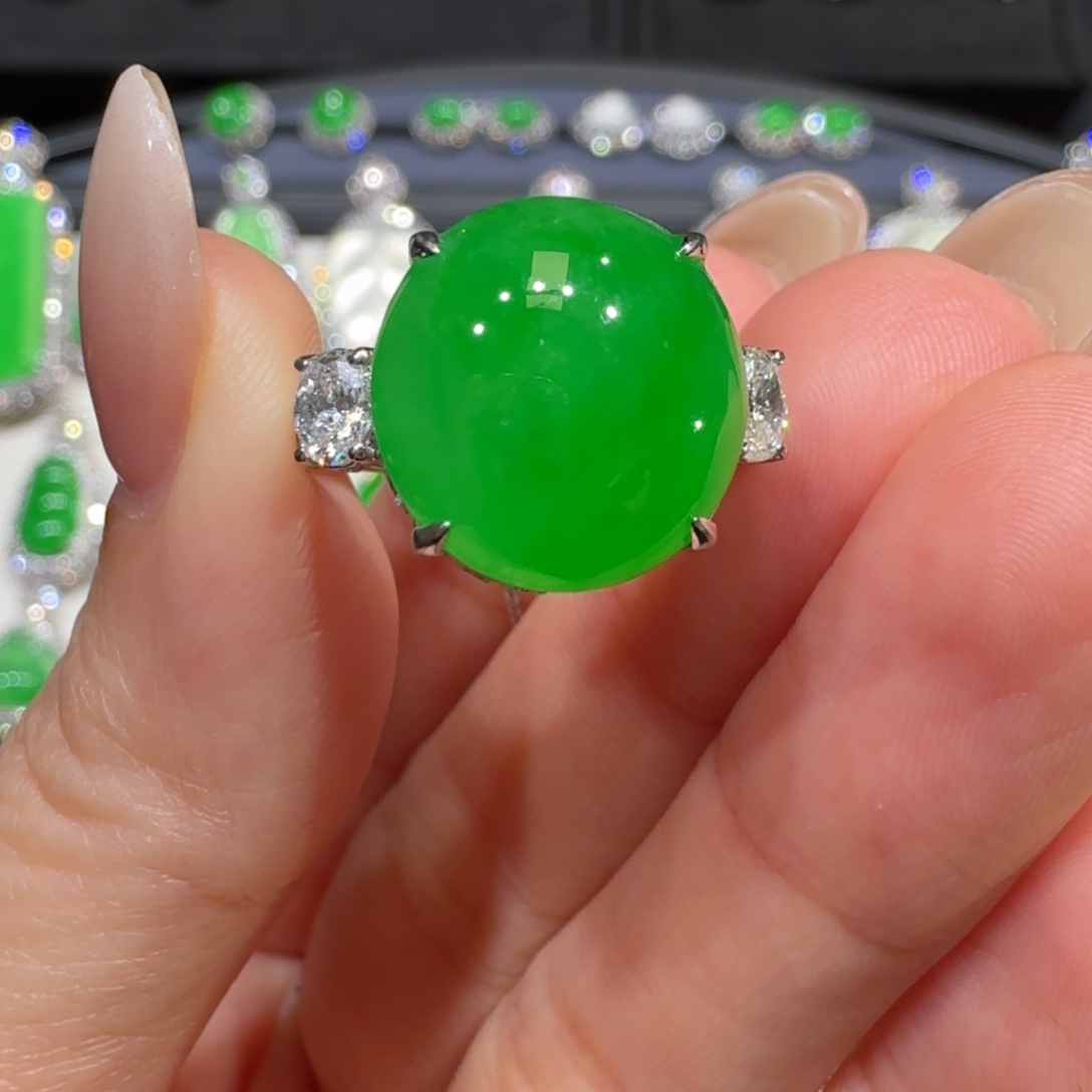 翡翠18K金镶嵌戒指收到货48小时鉴赏期