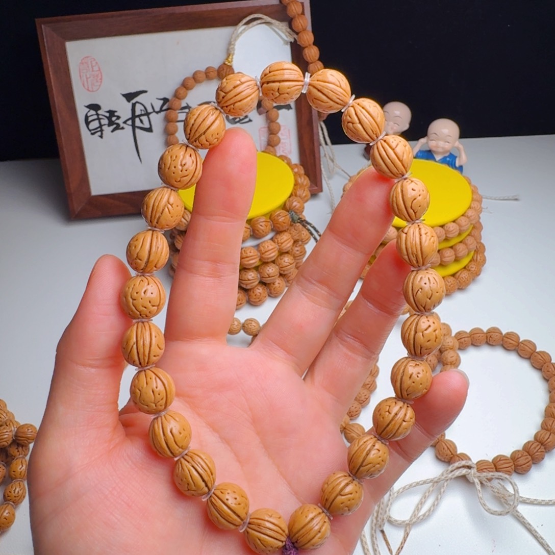 飞***鸟桃核手串11➕奶油皮手持