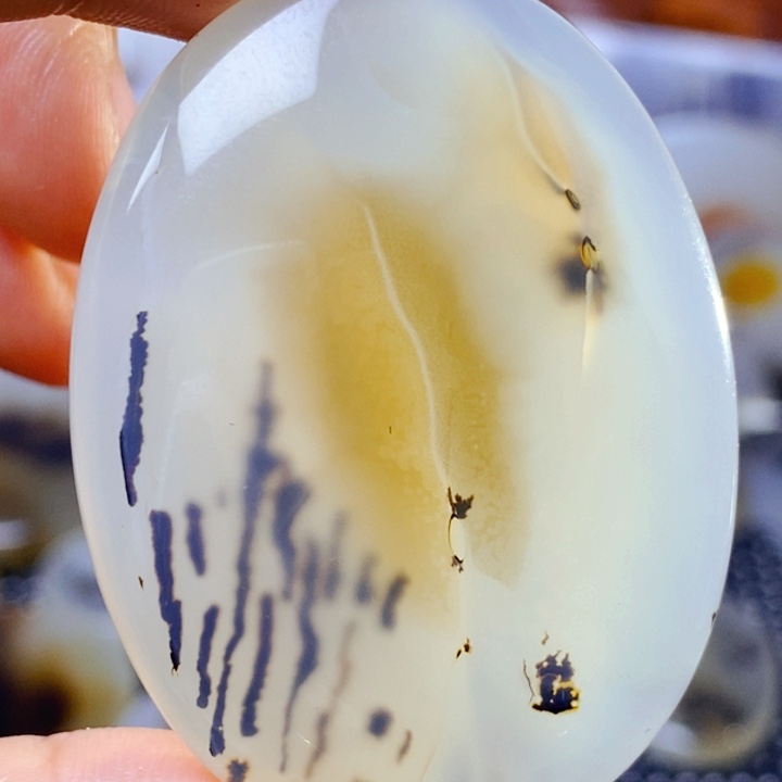 玛瑙/玉髓未镶嵌珠宝半成品