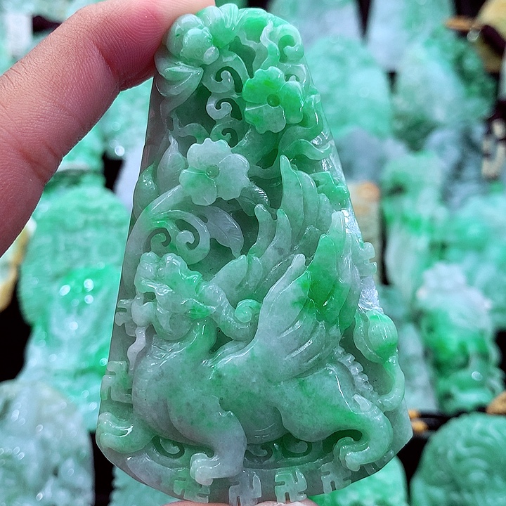 翡翠未镶嵌吊坠(不含链)