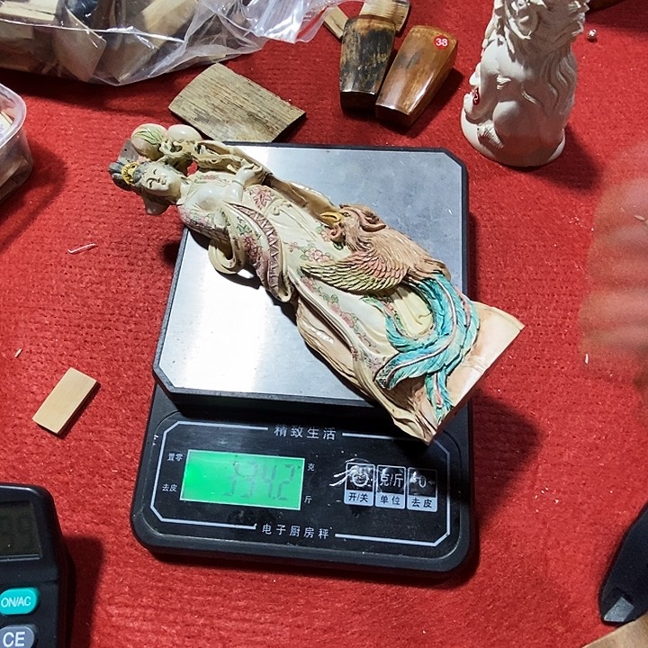 泥塑N****8工艺品的制作