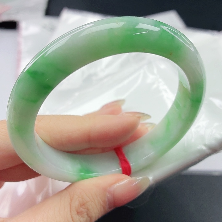 未镶嵌手镯翡翠，161