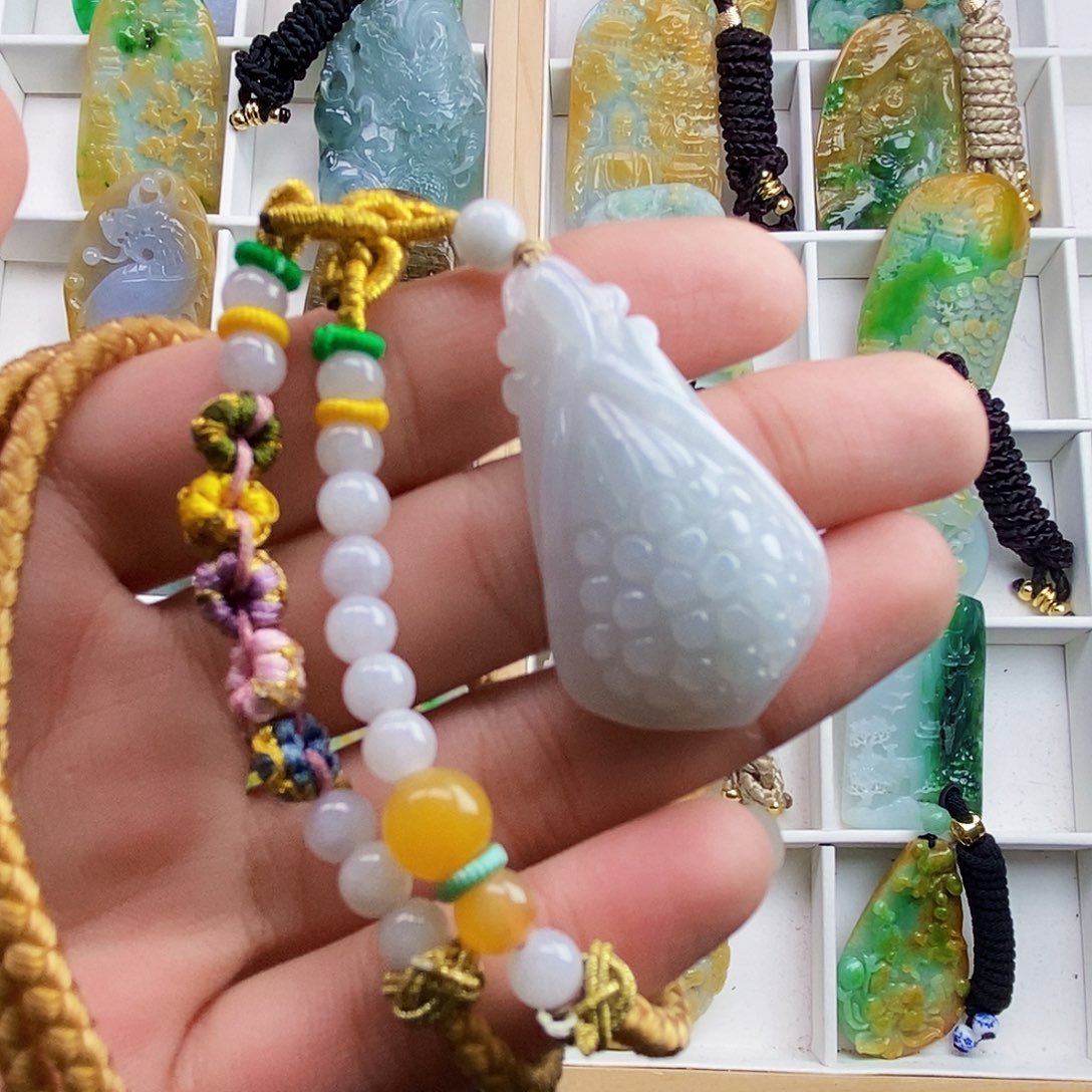 颈饰未镶嵌翡翠翡翠