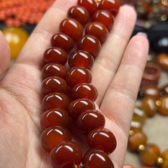 玛瑙/玉髓颈饰未镶嵌